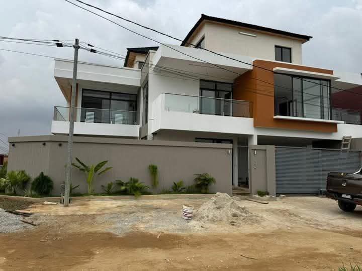 Villa contemporaine haut standing